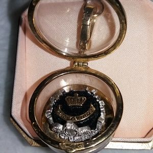 TIARA UNDER GLASS CHARM